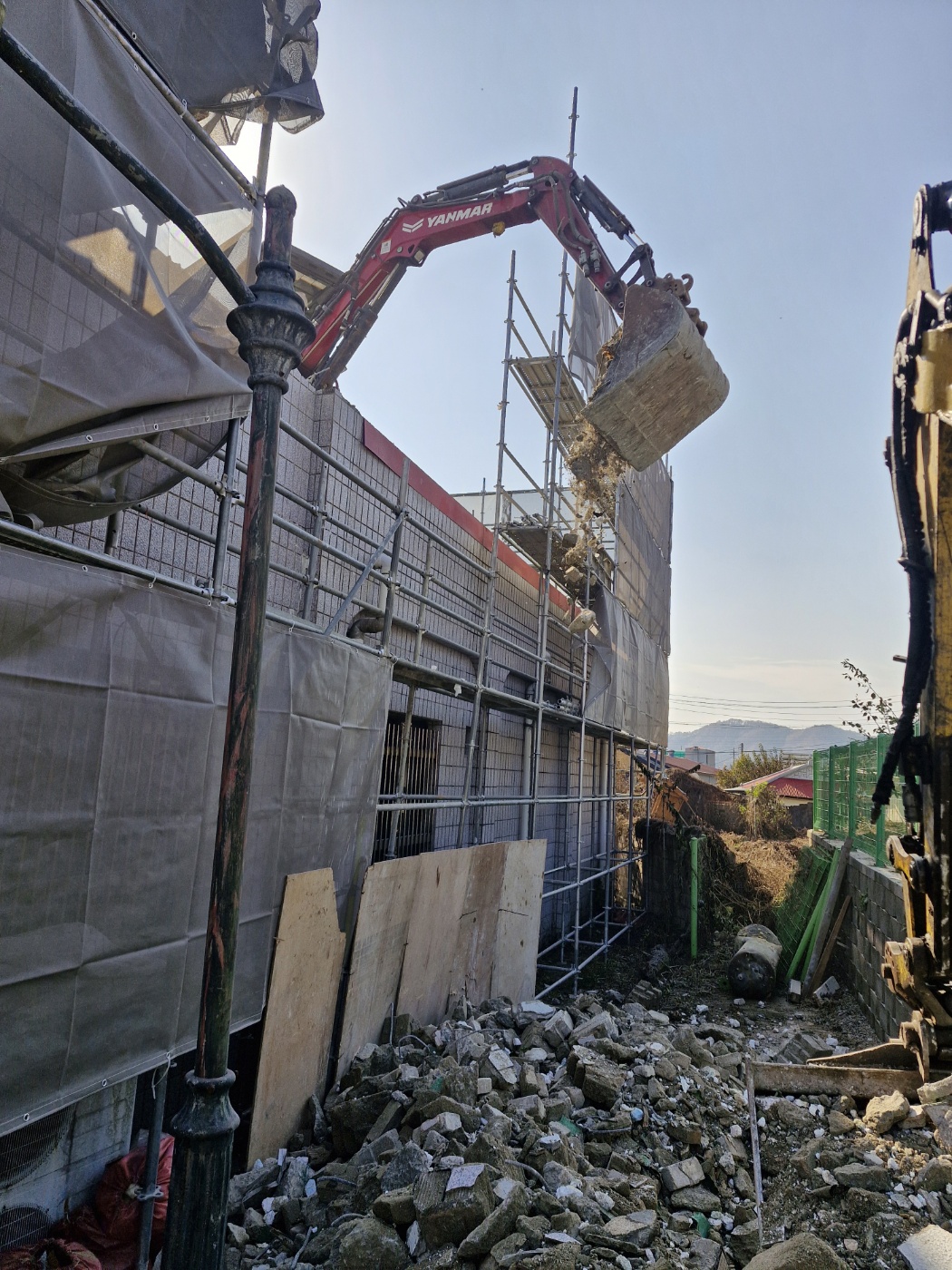 /user/c/captain/editor/2512/b9d4cf7215f5d836fdb399c467ce45b1_1766381815_3745.jpg 이미지크게보기