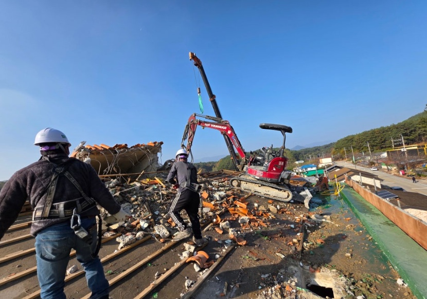 /user/c/captain/editor/2512/b9d4cf7215f5d836fdb399c467ce45b1_1766383048_2991.jpg 이미지크게보기