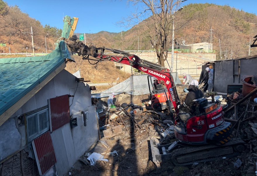 /user/c/captain/editor/2512/b9d4cf7215f5d836fdb399c467ce45b1_1766383887_6505.jpg 이미지크게보기